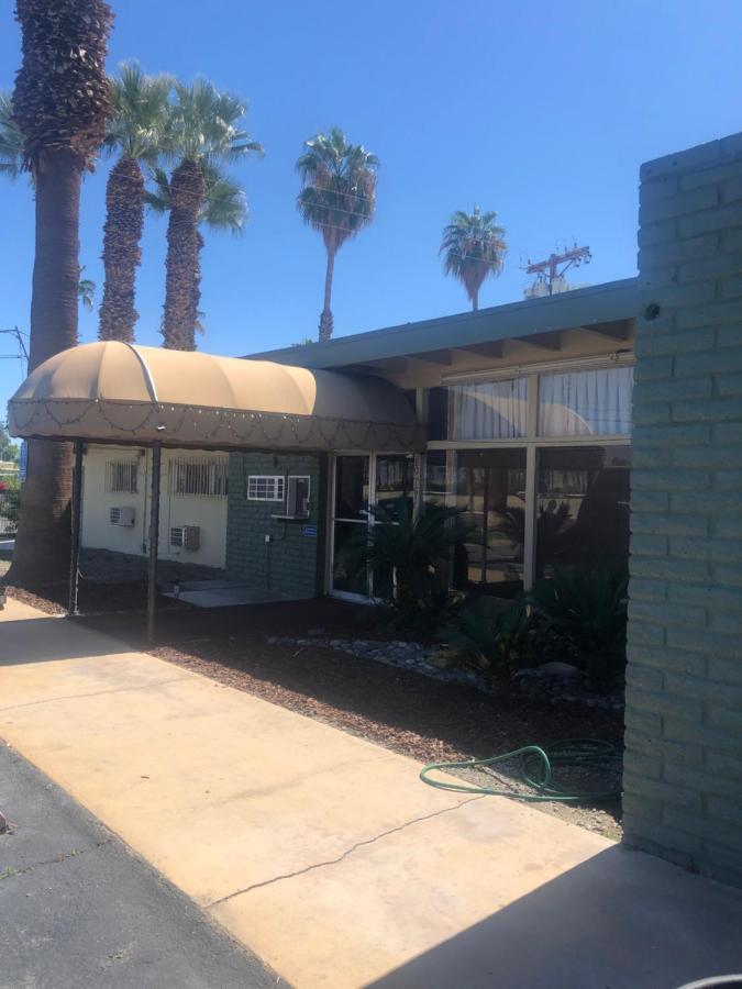 Palm Shadow Inn Motel Indio Εξωτερικό φωτογραφία
